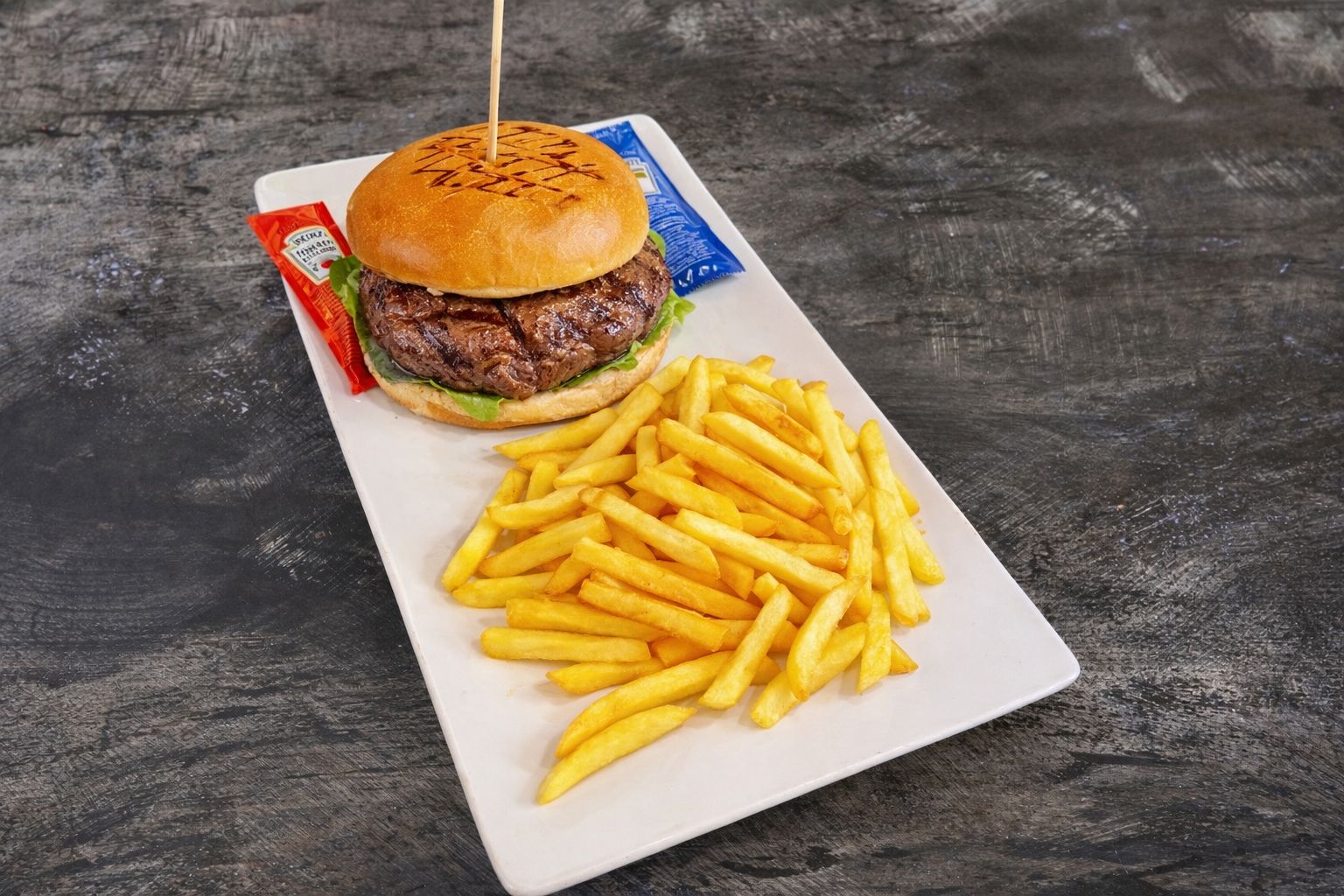 Rib-Eye Steak Burger